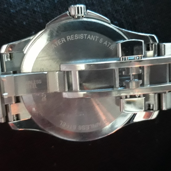 Gucci Watch - Picture 4 of 4